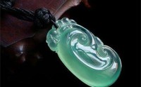 翡翠开窗的窗口为什么那么亮