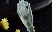翡翠佛手观音车饰的寓意是什么