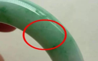 玉手镯上有裂纹怎么办 带有裂纹的翡翠不吉利吗