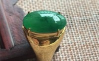 翡翠里有气泡是真的吗