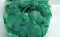 独山玉能不能划玻璃