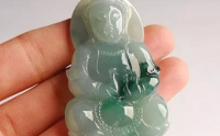 冰糯种翡翠吊坠挑选小技巧