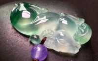 水晶和和田玉哪个更有灵性