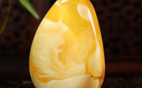 琥珀蜜蜡价格 琥珀蜜蜡多少钱一克