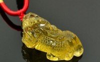 女生戴黄水晶好吗，女生戴黄水晶的好处