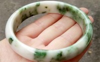独山玉可以泡水吗