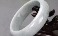 豆种翡翠属于什么档次 豆种翡翠手镯多少钱