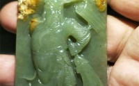 岫玉可以用刀子划吗