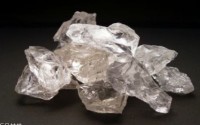 什么是天然水晶呢 天然水晶和人造水晶有什么区别呢