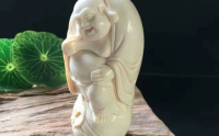 象牙翡翠饰品的寓意是什么
