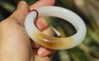 翡翠冰种和玻璃种的区别是什么，翡翠冰种和玻璃种哪个好？