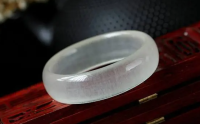 蚕丝玉是什么玉 蚕丝玉是啥档次的玉