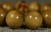 金丝楠木手串怎么盘玩 金丝楠木手串盘多久才有包浆