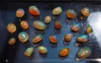 欧泊石值钱吗