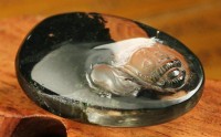 为什么水晶要每天戴才有灵性，水晶磁场能与人体磁场相呼应