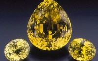 金绿宝石是什么？ 金绿宝石鉴定与赏析