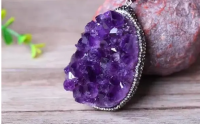紫色水晶手链的寓意 紫水晶佩戴禁忌大盘点