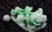 鉴别翡翠真假的四个方法是什么