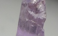 方柱石怎么鉴别真假 方柱石真假鉴别_好坏辨别_产地鉴定