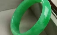 一般的翡翠镯子多少钱 翡翠镯子最新价格