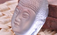 白水晶戴哪只手 白水晶戴哪只手比较好_正确_意义讲究